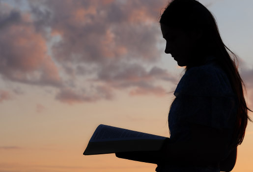 Girl Praying Girl Praying